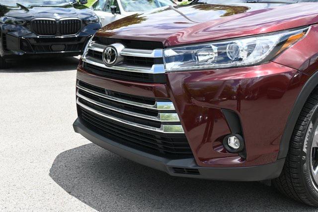 used 2019 Toyota Highlander car, priced at $33,752
