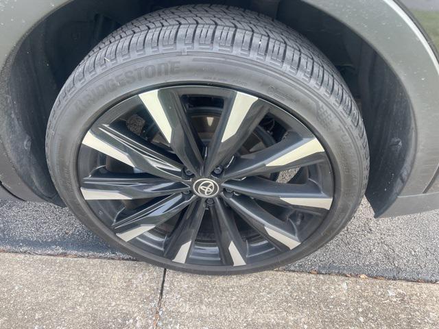 used 2024 Toyota Crown car, priced at $40,612