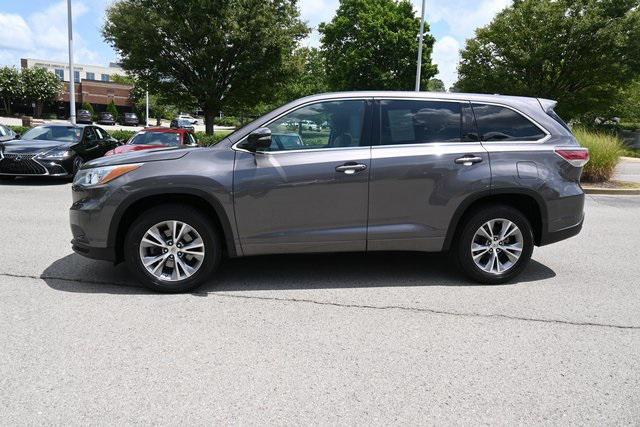 used 2015 Toyota Highlander car, priced at $18,039