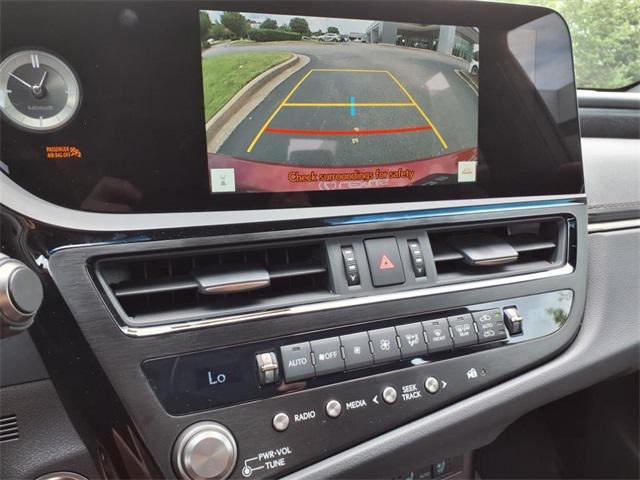 new 2025 Lexus ES 300h car, priced at $50,420
