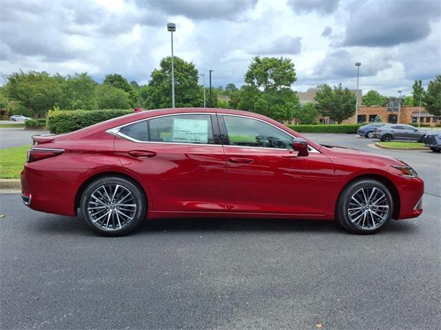 new 2025 Lexus ES 300h car, priced at $50,420