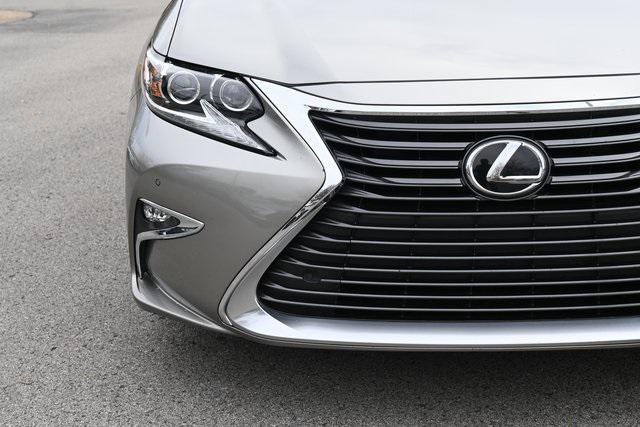 used 2018 Lexus ES 350 car, priced at $25,896
