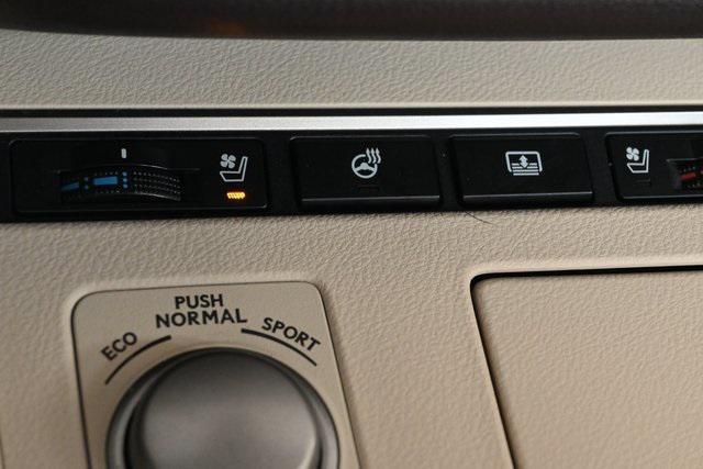 used 2017 Lexus ES 300h car, priced at $22,431