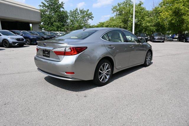 used 2017 Lexus ES 300h car, priced at $22,431