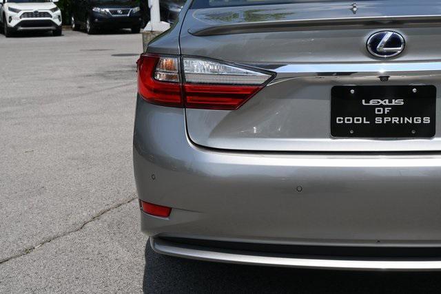 used 2017 Lexus ES 300h car, priced at $22,431