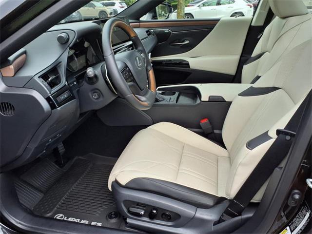 new 2025 Lexus ES 350 car, priced at $56,699
