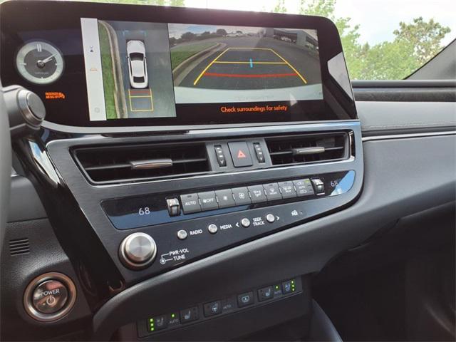new 2025 Lexus ES 300h car, priced at $54,254