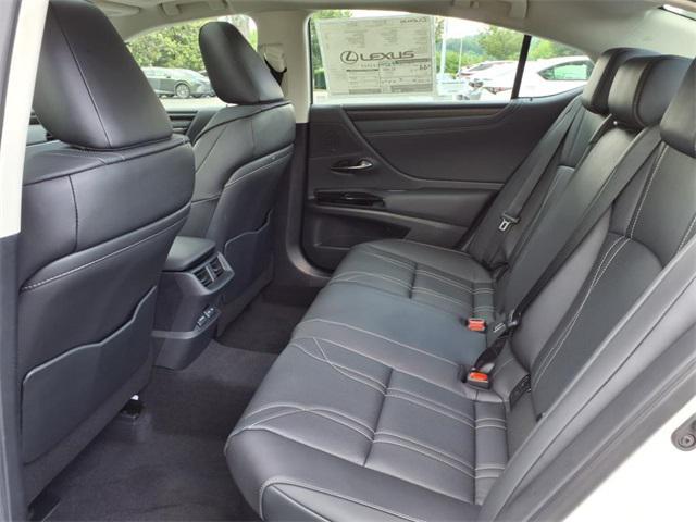 new 2025 Lexus ES 300h car, priced at $54,254