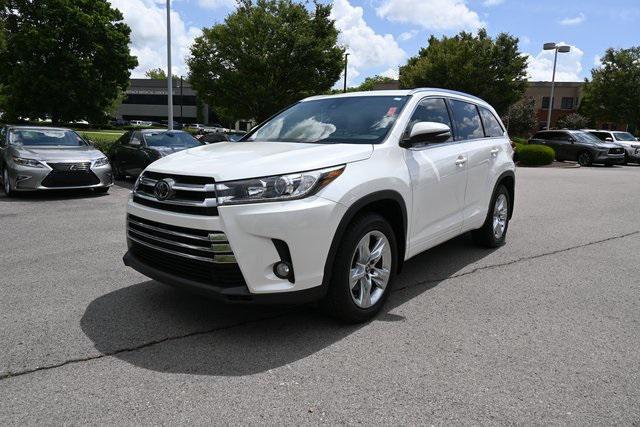 used 2017 Toyota Highlander car, priced at $22,885