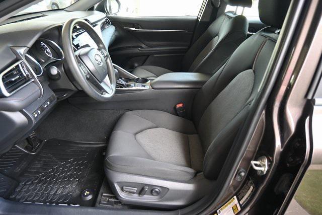 used 2018 Toyota Camry Hybrid car, priced at $23,257