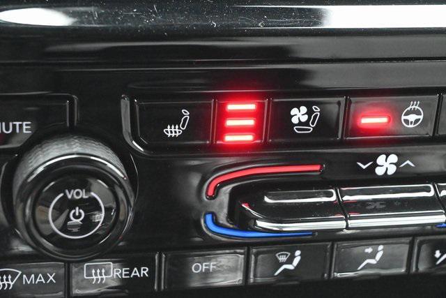 used 2022 Jeep Grand Cherokee car, priced at $35,025