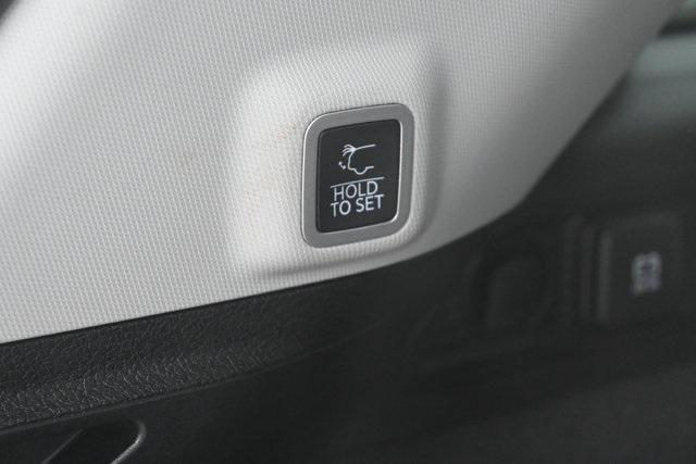 used 2022 Jeep Grand Cherokee car, priced at $35,025