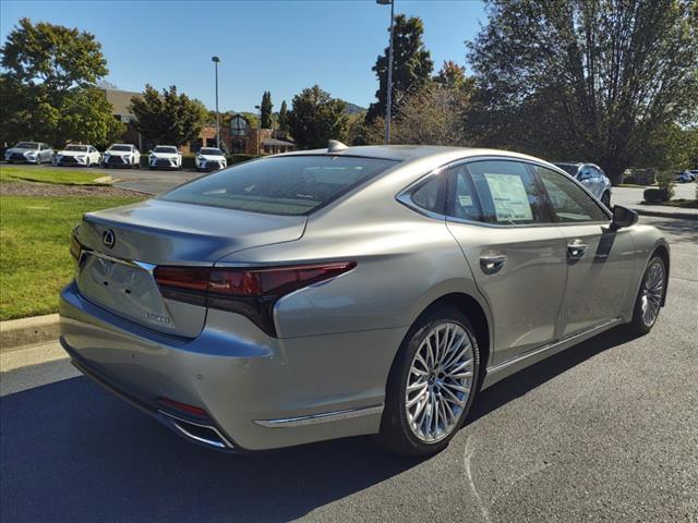 new 2024 Lexus LS 500 car, priced at $82,425