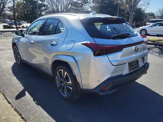 new 2025 Lexus UX 300h car, priced at $42,625