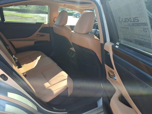 new 2025 Lexus ES 350 car, priced at $55,864