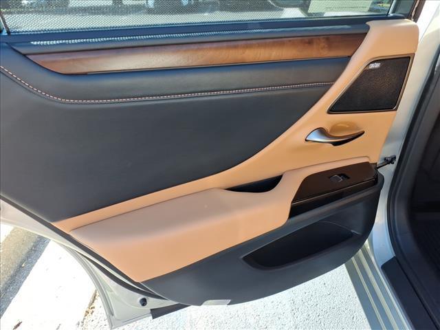 new 2025 Lexus ES 350 car, priced at $55,864