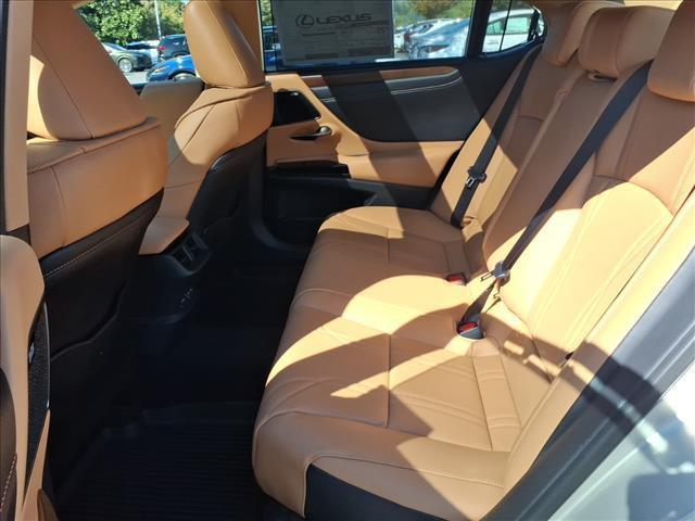 new 2025 Lexus ES 350 car, priced at $55,864