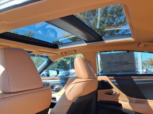 new 2025 Lexus ES 350 car, priced at $55,864