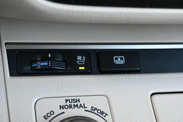 used 2013 Lexus ES 350 car, priced at $15,872