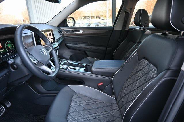 used 2024 Volkswagen Atlas car, priced at $38,951