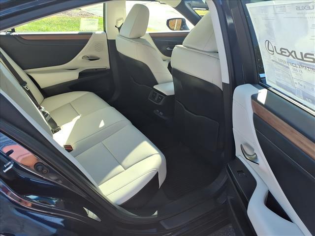 new 2025 Lexus ES 350 car, priced at $49,419
