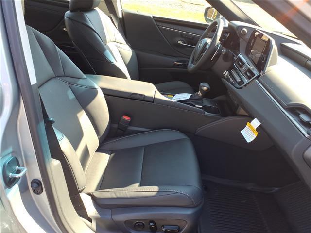 new 2025 Lexus ES 350 car, priced at $48,579