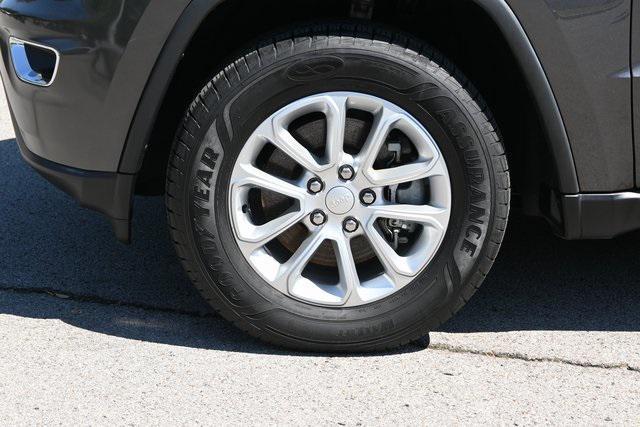 used 2021 Jeep Grand Cherokee car, priced at $23,846