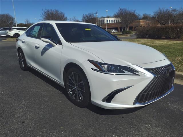 new 2025 Lexus ES 300h car, priced at $50,880