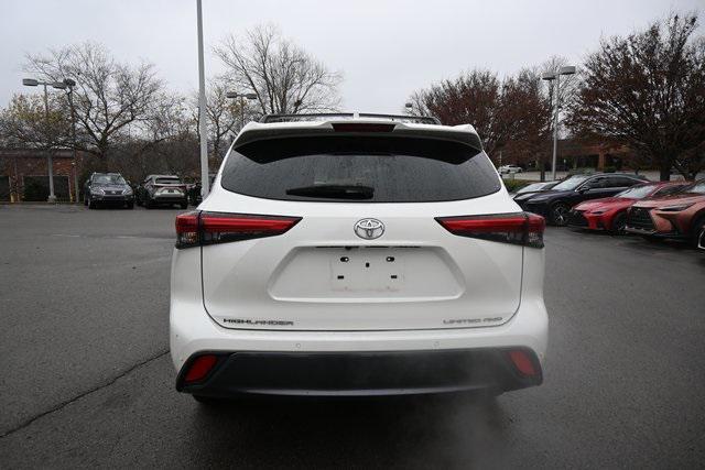 used 2020 Toyota Highlander car, priced at $32,883