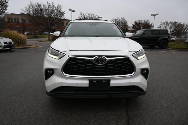 used 2020 Toyota Highlander car, priced at $32,883