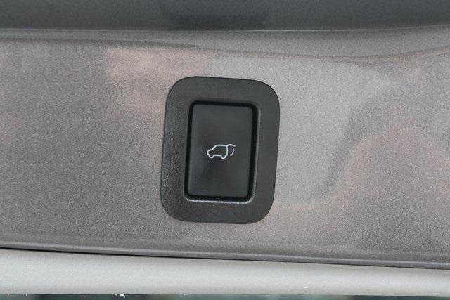 used 2019 Toyota Highlander car, priced at $26,134