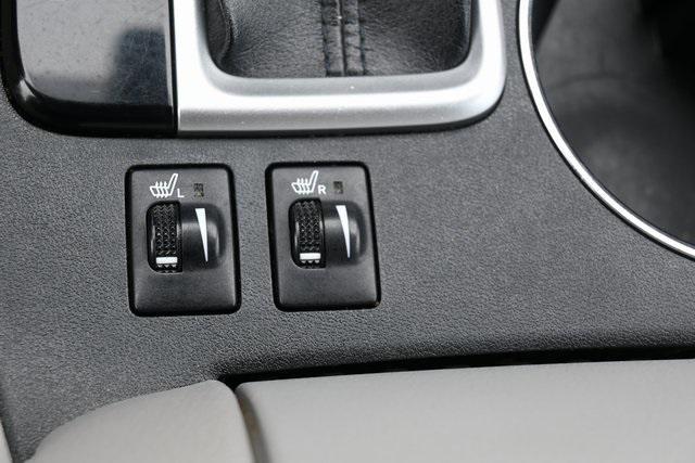 used 2019 Toyota Highlander car, priced at $26,134