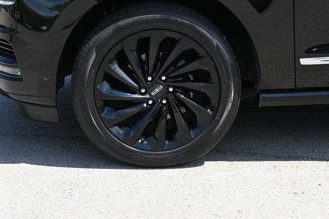 used 2021 Lincoln Navigator car, priced at $49,889