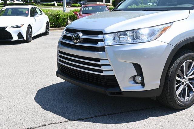 used 2019 Toyota Highlander car, priced at $24,100