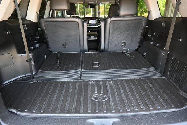 used 2019 Toyota Highlander car, priced at $24,100