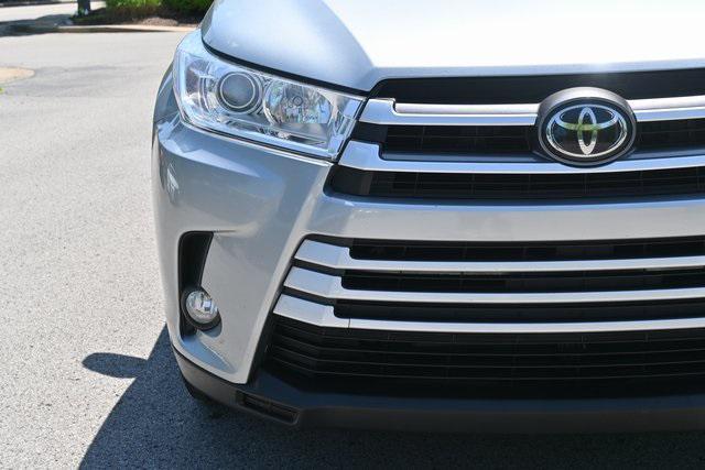 used 2019 Toyota Highlander car, priced at $24,100