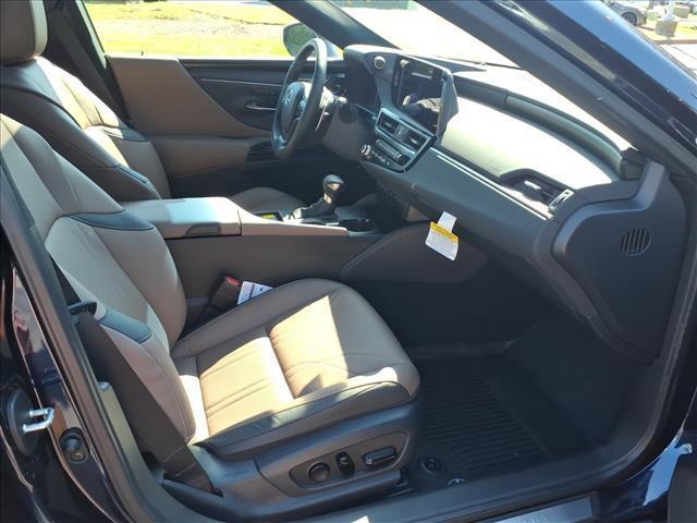 new 2025 Lexus ES 350 car, priced at $55,864