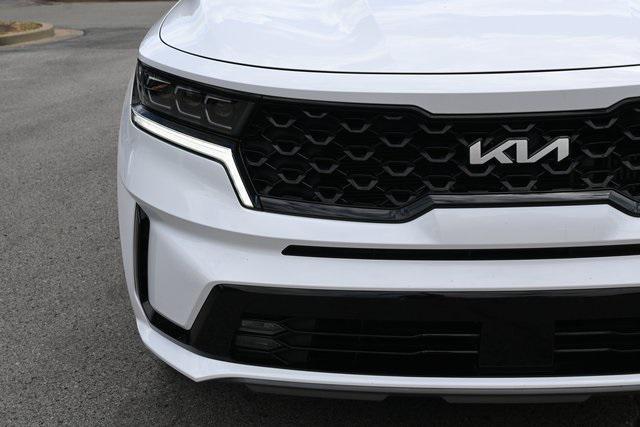 used 2022 Kia Sorento car, priced at $28,555