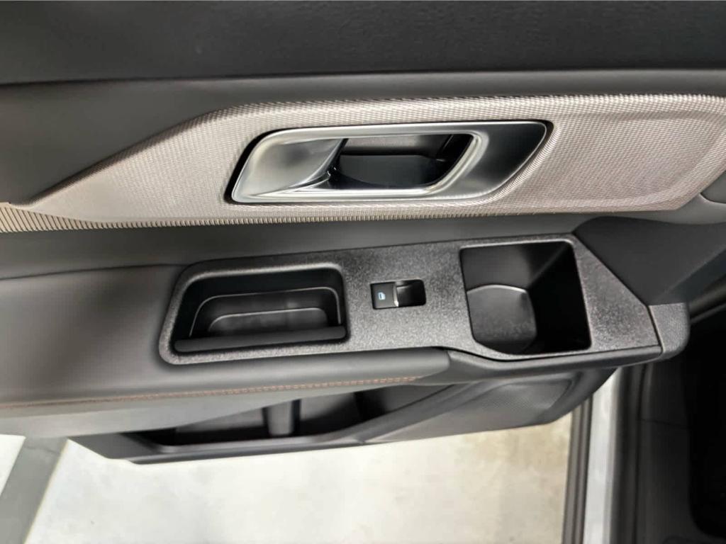 new 2025 Ford Explorer car, priced at $48,745