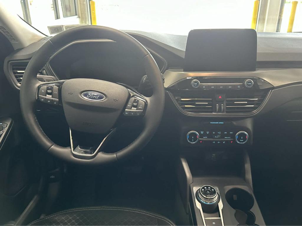 new 2025 Ford Escape car, priced at $30,380