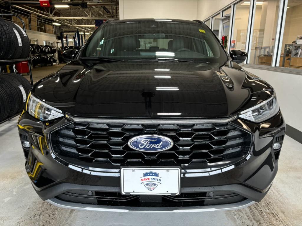 new 2025 Ford Escape car, priced at $34,599