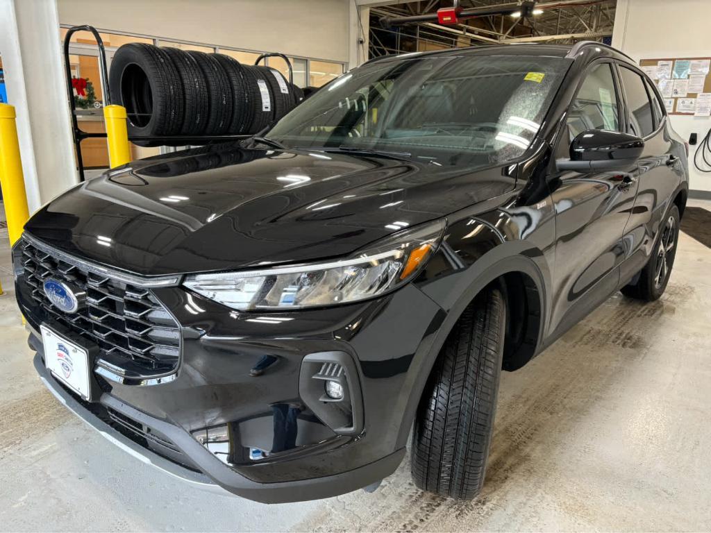 new 2025 Ford Escape car, priced at $34,599