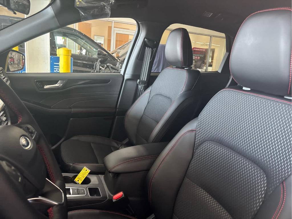 new 2025 Ford Escape car, priced at $32,585