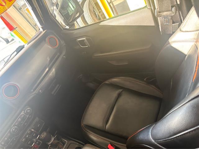 used 2021 Jeep Gladiator car, priced at $37,137