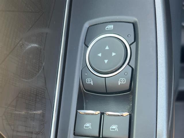 used 2022 Ford F-150 car, priced at $38,099