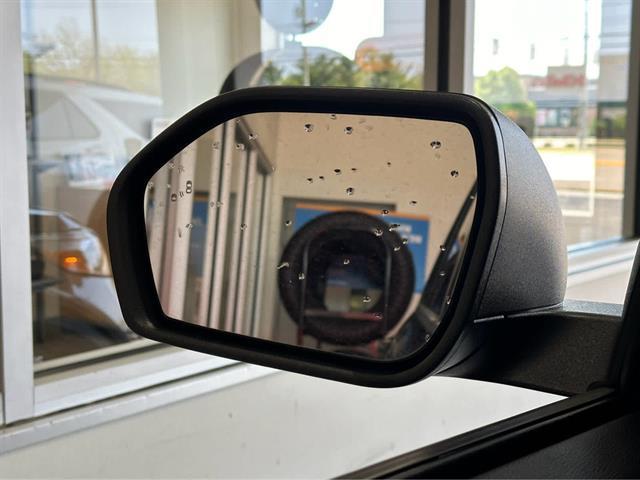 used 2022 Ford Explorer car, priced at $31,108