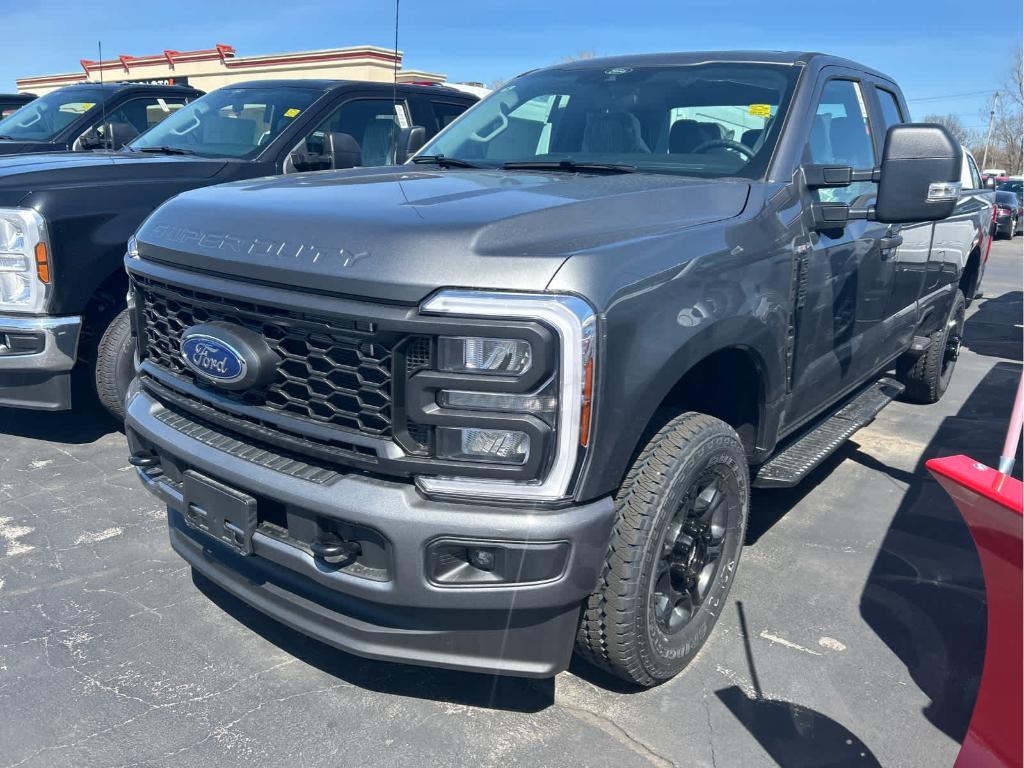 new 2025 Ford F-350 car, priced at $60,335