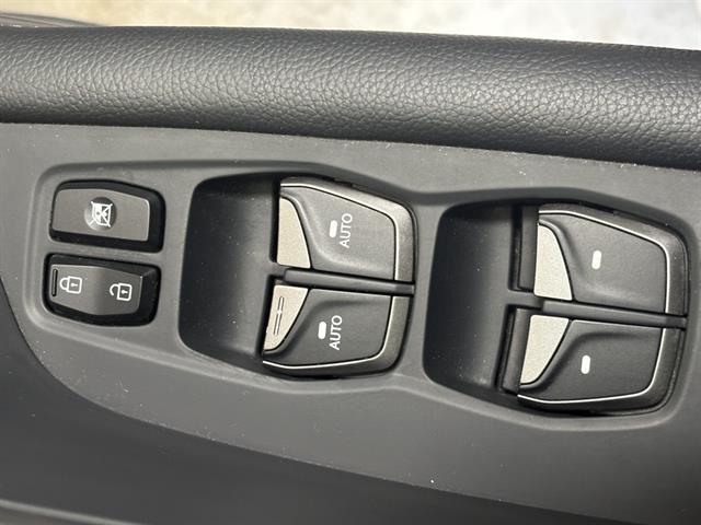 used 2019 Hyundai Santa Fe XL car, priced at $18,900