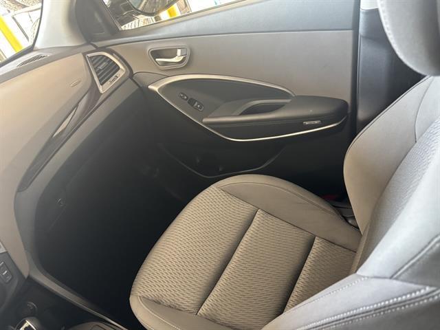 used 2019 Hyundai Santa Fe XL car, priced at $18,900