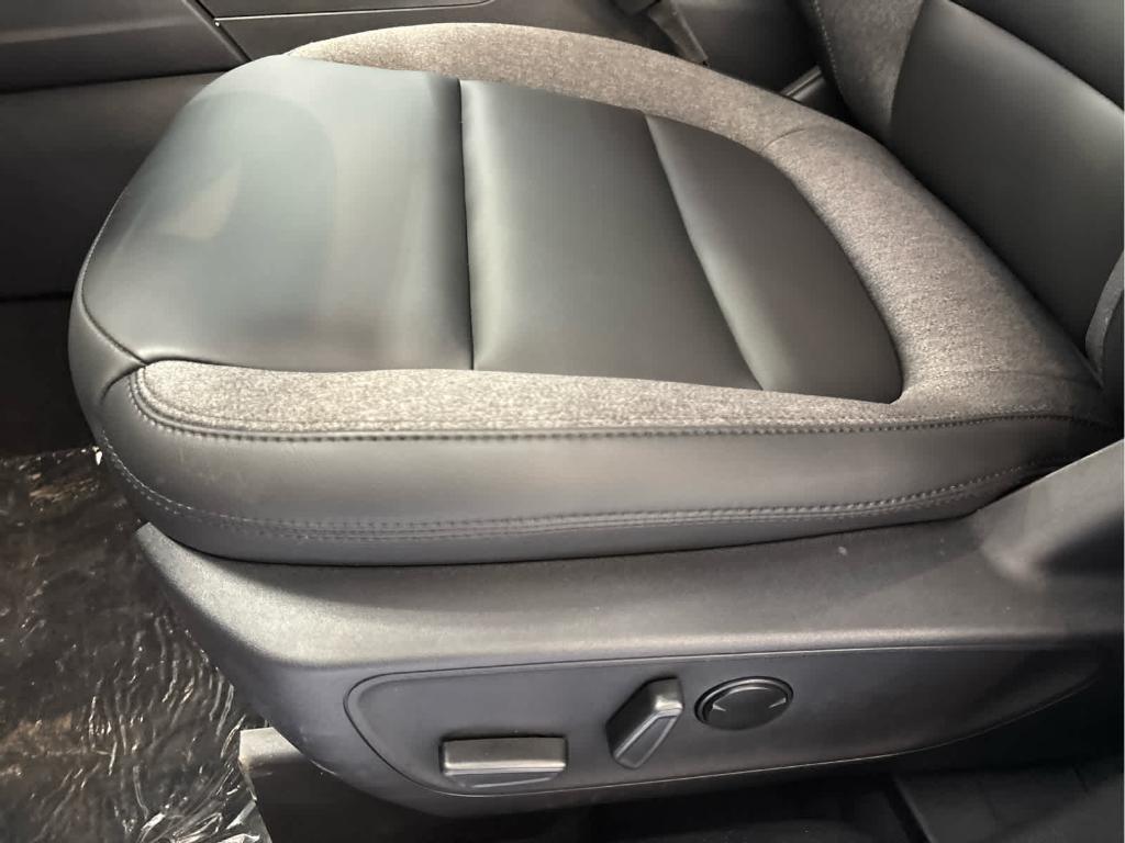 new 2025 Ford Bronco Sport car, priced at $33,886